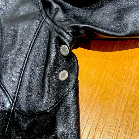 Leather jkt, classic styling - Picture 7 of 14